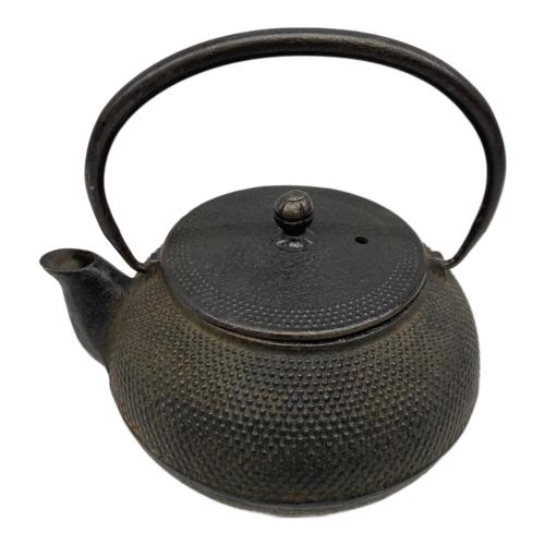 南部鉄器 (ナンブテッキ) 鉄瓶