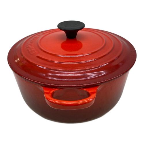 LE CREUSET (ルクルーゼ) 鍋