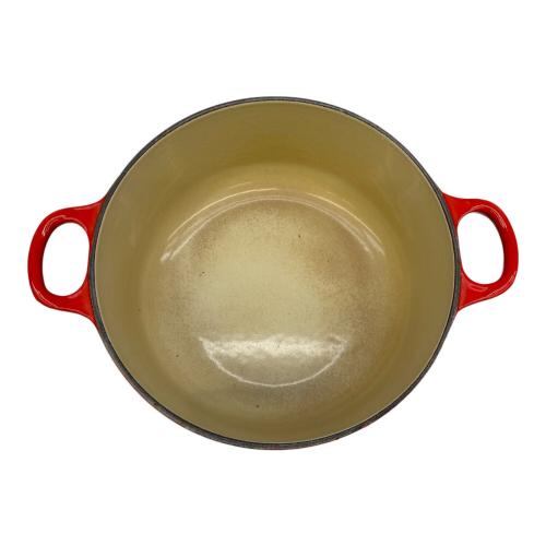LE CREUSET (ルクルーゼ) 鍋