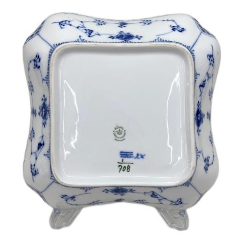 ROYAL COPENHAGEN (ロイヤル・コペンハーゲン) スクエアボウル ブルーフルーテッド・ハーフレース