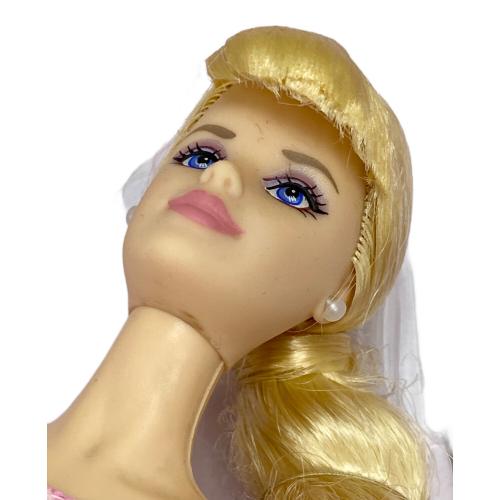 IT'S AGIRL BARBIE COLLECTOR バービー人形