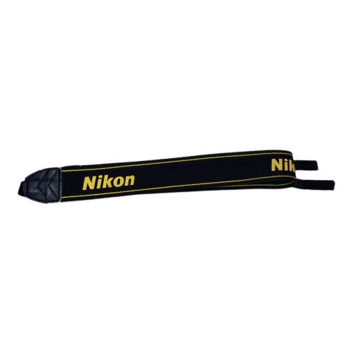 Nikon (ニコン) 一眼レフカメラ D5500 レンズ装着部割れ有