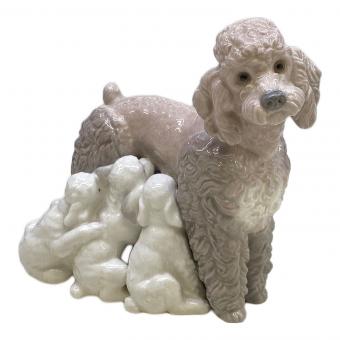 LLADRO (リヤドロ) プードルのお母さんと一緒（Poodle with Puppies） 1257