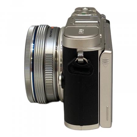 OLYMPUS (オリンパス) ミラーレス一眼カメラ PEN E-PL9 14-42mm EZ