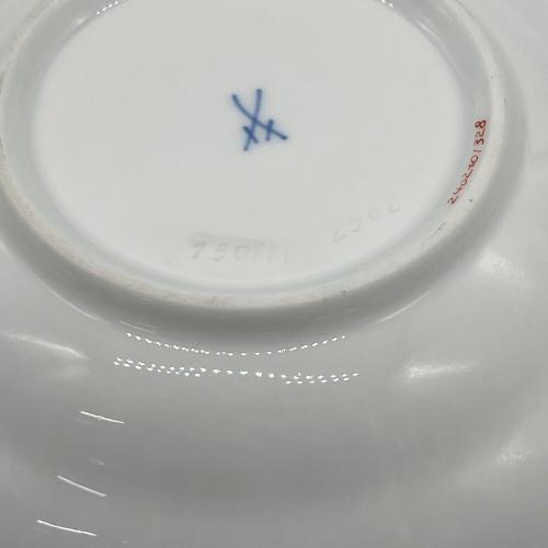 Meissen (マイセン) カップ&ソーサー 240101328 フルーツ・クルミ