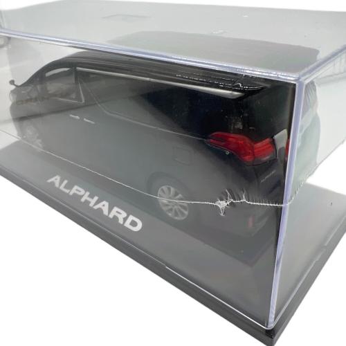 1/30 TOYOTA ALPHARD モデルカー