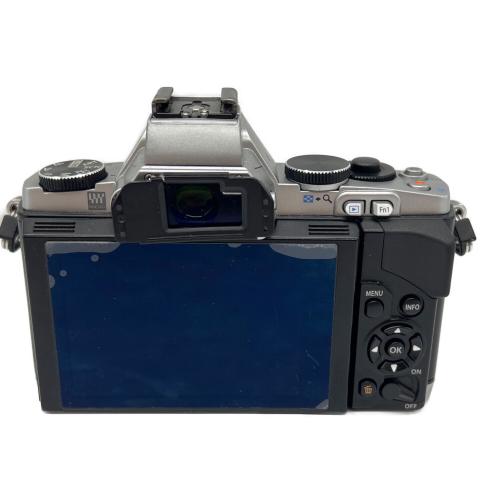 OLYMPUS　ミラーレス一眼カメラ OM-DE-M5