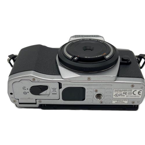 OLYMPUS　ミラーレス一眼カメラ OM-DE-M5