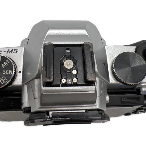 OLYMPUS　ミラーレス一眼カメラ OM-DE-M5