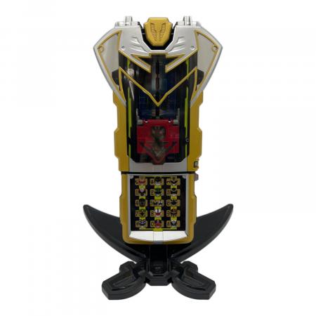 BANDAI - ゴーカイセルラー　Memorial　Edition ゴーカイセルラー -MEMORIAL EDITION- スタンド付き｜トレファクONLINE