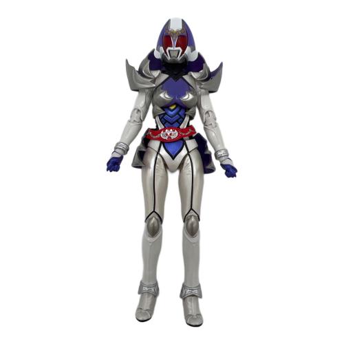 仮面ライダーキバーラ 仮面ライダー S.H.Figuarts