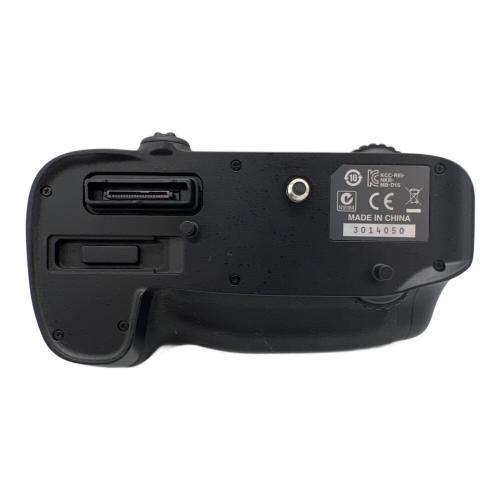 Nikon デジタル一眼レフカメラ D7200 バッテリーパックキット