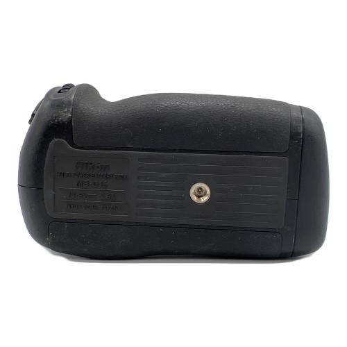 Nikon デジタル一眼レフカメラ D7200 バッテリーパックキット