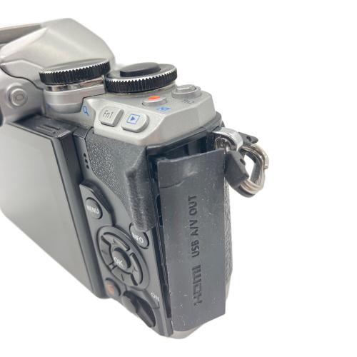 OLYMPUS (オリンパス) ミラーレス一眼カメラ OM-D E-M10 14-42mm EZ レンズセット