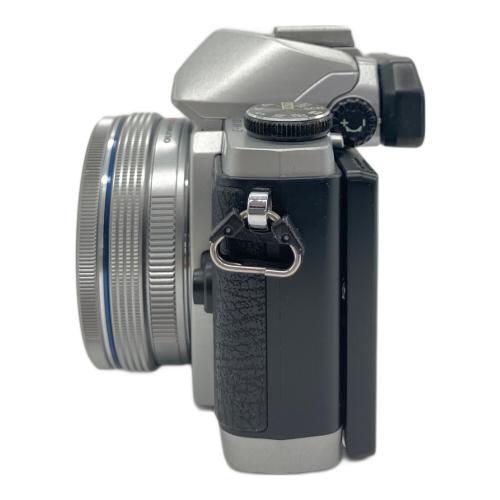 OLYMPUS (オリンパス) ミラーレス一眼カメラ OM-D E-M10 14-42mm EZ レンズセット