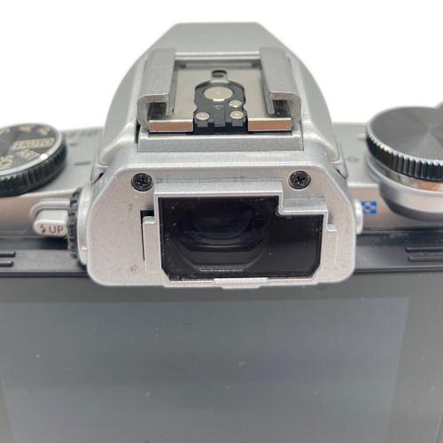 OLYMPUS (オリンパス) ミラーレス一眼カメラ OM-D E-M10 14-42mm EZ レンズセット