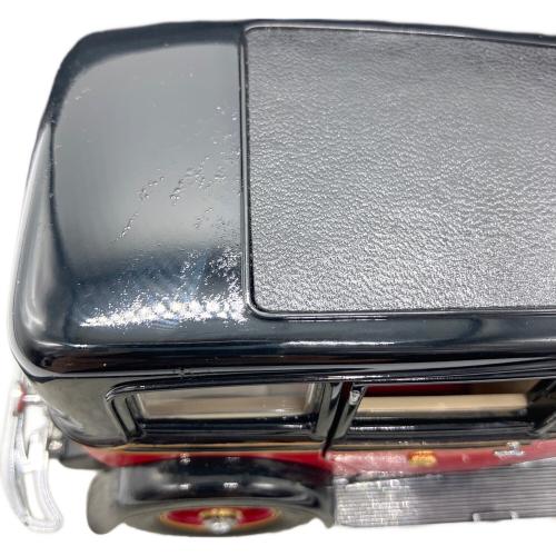 モデルカー ケース付 昭和天皇御料車1935年 Mercedes-Benz 770K