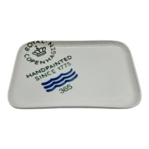 ROYAL COPENHAGEN (ロイヤル・コペンハーゲン) トレー フルーテッド・シグネチャー