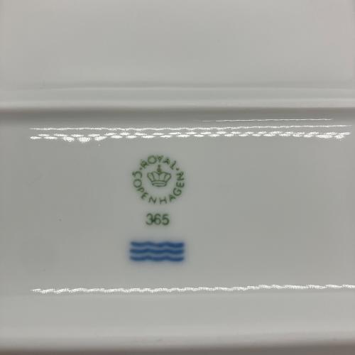 ROYAL COPENHAGEN (ロイヤル・コペンハーゲン) トレー フルーテッド・シグネチャー