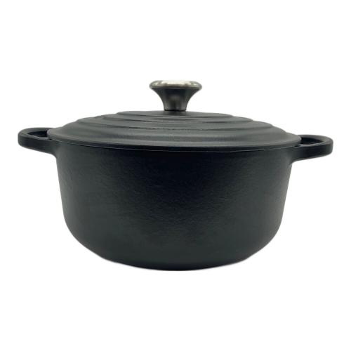 LE CREUSET (ルクルーゼ) シグニチャー・ココット・ロンド20cm マットブラック 21177-20000-0430 ブラック