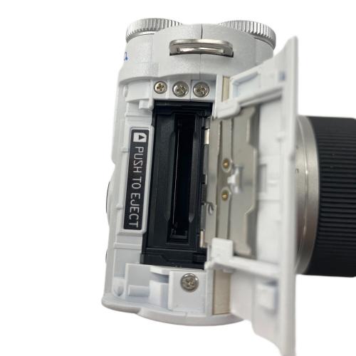 PENTAX (ペンタックス) デジタル一眼レフカメラ Q-S1 5-15mm F2.8-4.5 ズームレンズ付（PENTAX-02 STANDARD ZOOM）