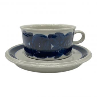 ARABIA (アラビア) ティーカップ＆ソーサー Anemone