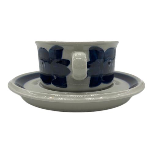 ARABIA (アラビア) ティーカップ＆ソーサー Anemone