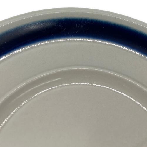 ARABIA (アラビア) ティーカップ＆ソーサー Anemone