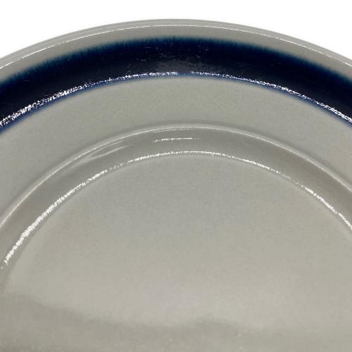 ARABIA (アラビア) ティーカップ＆ソーサー Anemone