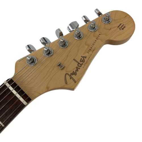FENDER JAPAN (フェンダージャパン) ST CHAMP ストラトキャスター エレキギター 内臓アンプ動作未確認 液漏れ跡有 @