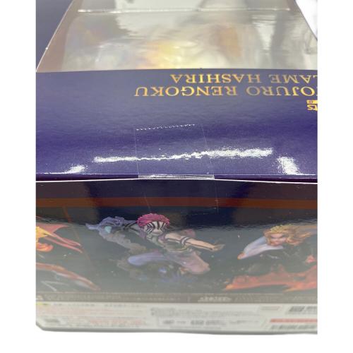 BANDAI (バンダイ) 鬼滅の刃 煉獄杏寿郎 炎柱 フィギュア 箱ダーメジ有 フィギュアーツZERO