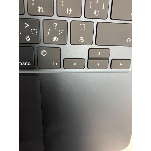 Apple (アップル) MacBook Air（M2, 2022）MLY33J/A 13.6インチ メモリ