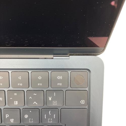 Apple (アップル) MacBook Air（M2, 2022）MLY33J/A 13.6インチ メモリ