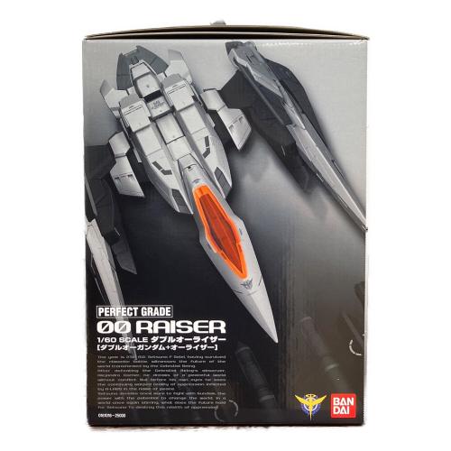 BANDAI (バンダイ) PG 1/60 機動戦士ガンダム00 ダブルオーライザー ガンプラ 初回購入特典(非売品)2WAYスタンドベース付き