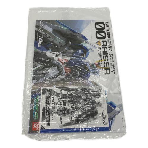 BANDAI (バンダイ) PG 1/60 機動戦士ガンダム00 ダブルオーライザー