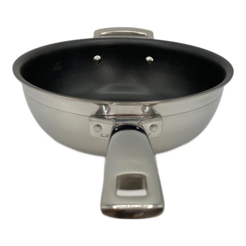 LE CREUSET (ルクルーゼ) シェフズパン ノンスティック ステンレス3層鍋 24cm 3.3L 片手鍋 シルバー