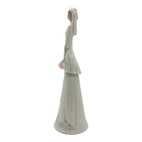 LLADRO (リヤドロ) フィギュリン ブライダルベル