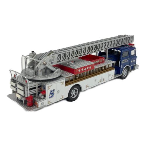 CODE 3 (コード3) PATRIOT FIRE DEPT.5 ダイキャストカー 1/64 本体のみ