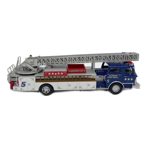 CODE 3 (コード3) PATRIOT FIRE DEPT.5 ダイキャストカー 1/64 本体のみ
