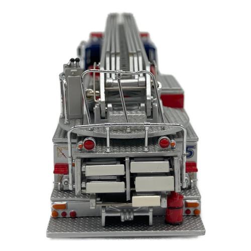 CODE 3 (コード3) PATRIOT FIRE DEPT.5 ダイキャストカー 1/64 本体のみ