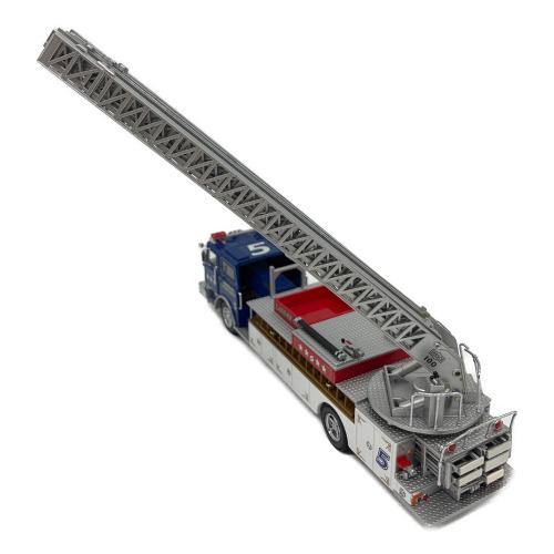 CODE 3 (コード3) PATRIOT FIRE DEPT.5 ダイキャストカー 1/64 本体のみ