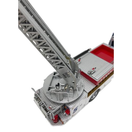 CODE 3 (コード3) PATRIOT FIRE DEPT.5 ダイキャストカー 1/64 本体のみ