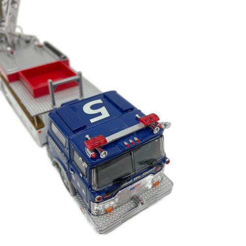CODE 3 (コード3) PATRIOT FIRE DEPT.5 ダイキャストカー 1/64 本体のみ