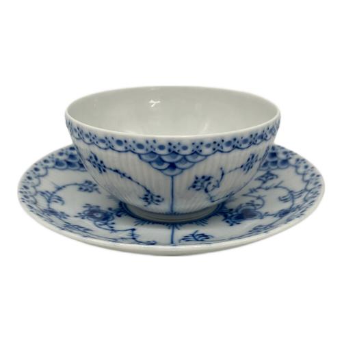 ROYAL COPENHAGEN (ロイヤル・コペンハーゲン) カップ＆ソーサー ブルーフルーテッド・ハーフレース