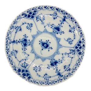 ROYAL COPENHAGEN (ロイヤル・コペンハーゲン) プレート ブルーフルーテッド・ハーフレース