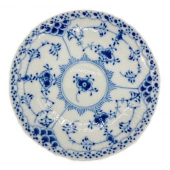 ROYAL COPENHAGEN (ロイヤル・コペンハーゲン) プレート ブルーフルーテッド・ハーフレース