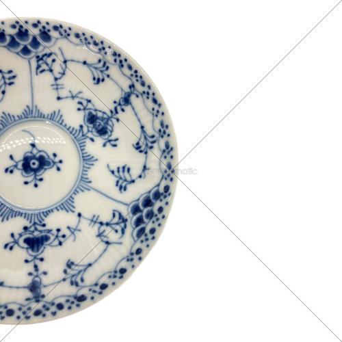ROYAL COPENHAGEN (ロイヤル・コペンハーゲン) プレート ブルーフルーテッド・ハーフレース