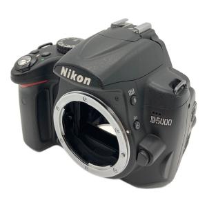 Nikon (ニコン) デジタル一眼レフカメラ D5000
