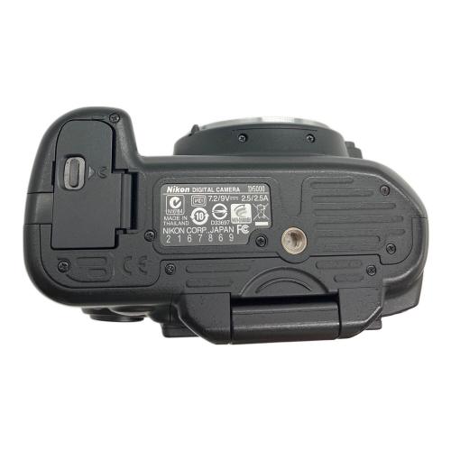 Nikon (ニコン) デジタル一眼レフカメラ D5000