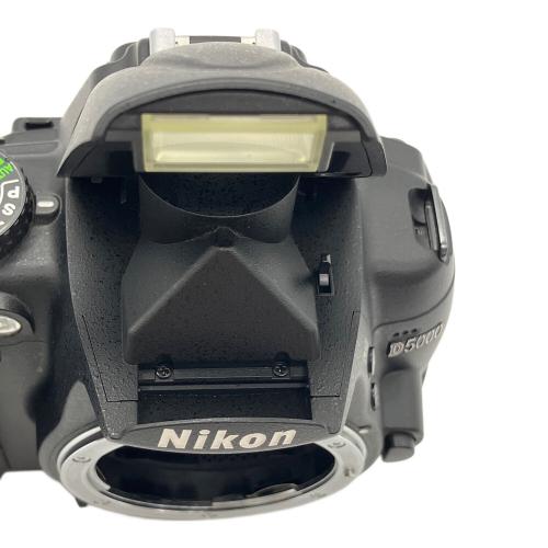 Nikon (ニコン) デジタル一眼レフカメラ D5000